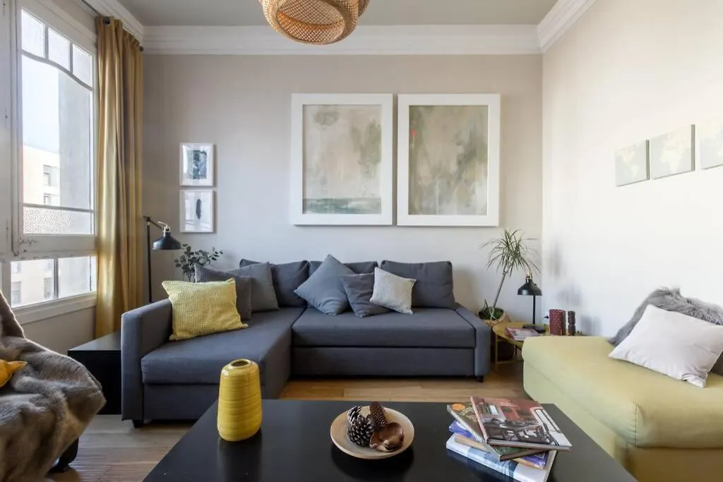 Beautiful & Central Flat Near Sagrada Familia Apartment Barcelona