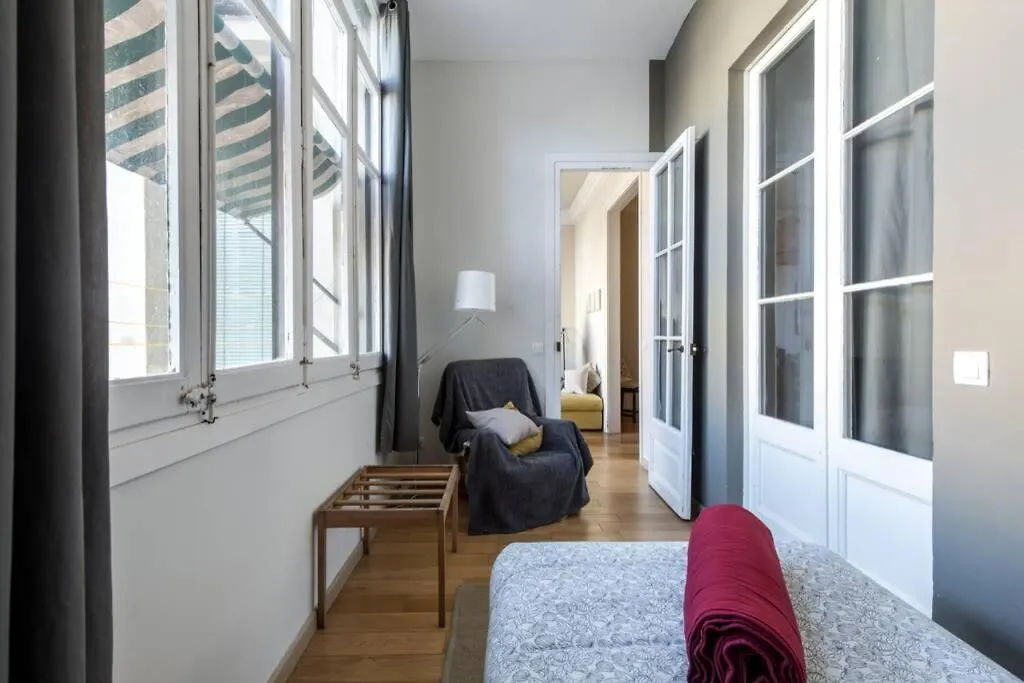 Beautiful & Central Flat Near Sagrada Familia Apartment Barcelona