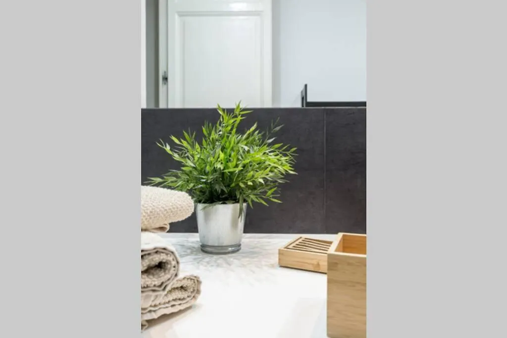 Beautiful & Central Flat Near Sagrada Familia Apartment Barcelona